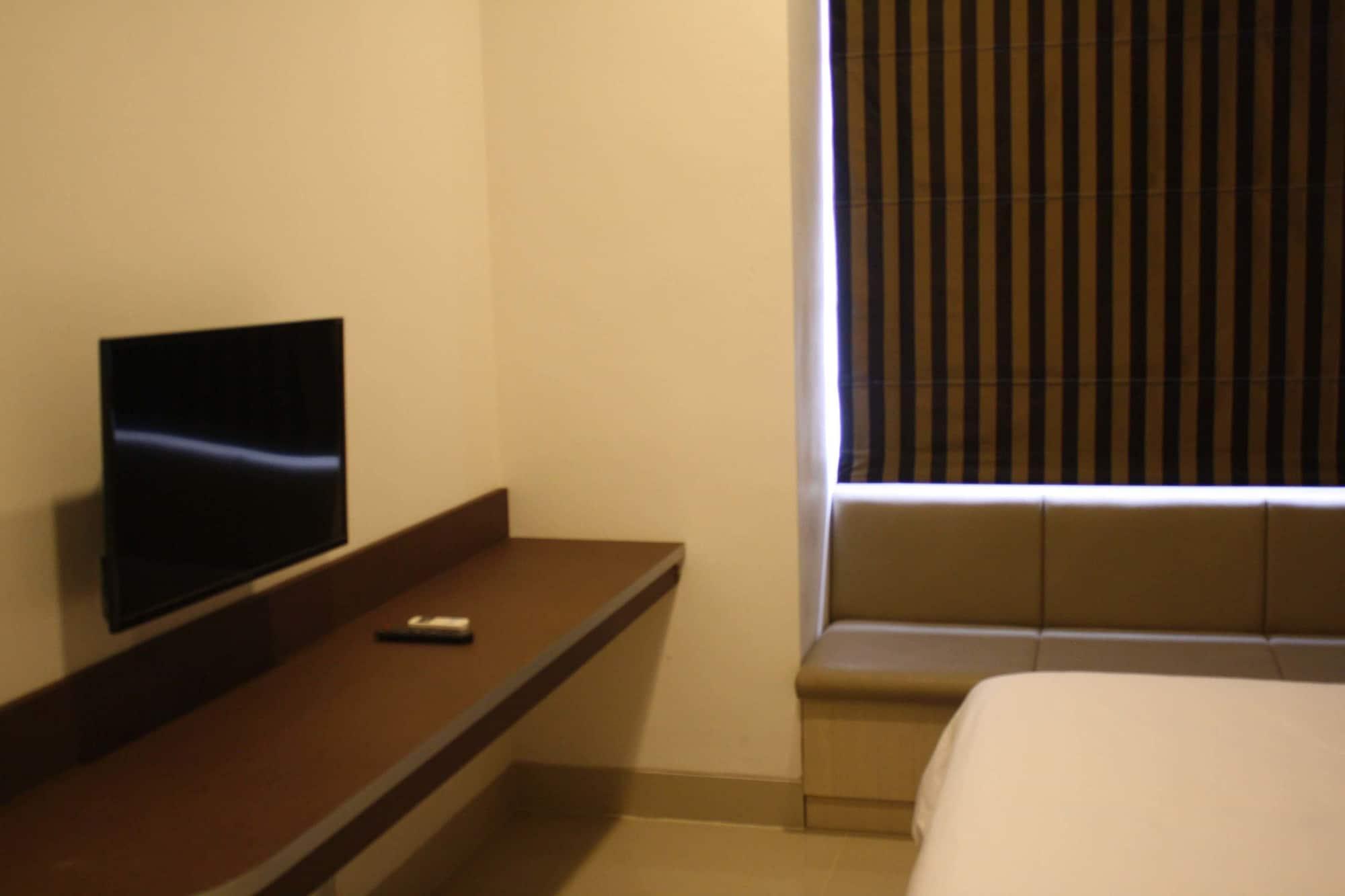 Sparks Odeon Sukabumi, Artotel Curated Dış mekan fotoğraf